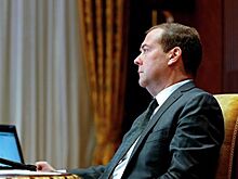 На ПМЮФ представили книгу под редакцией Медведева