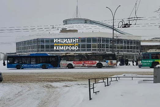 ДТП с участием общественного транспорта произошло в Кемерове