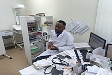 В карельскую сельскую амбулаторию приехал работать врач из Нигерии