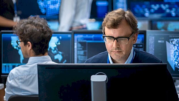 Российских чиновников начнут проверять на знания кибербезопасности