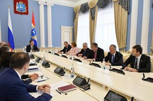 Дмитрий Азаров встретился с депутатами Госдумы РФ от Самарской области