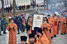 В праздник Благовещения Пресвятой Богородицы Предстоятель Русской Церкви совершил Литургию в Благовещенском соборе Московского Кремля