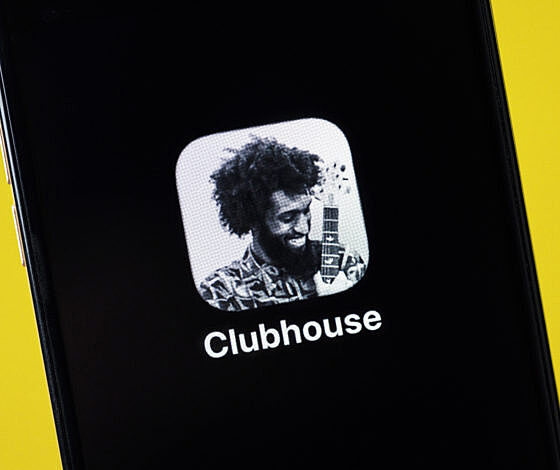Кого слушать: самые популярные комнаты в Clubhouse