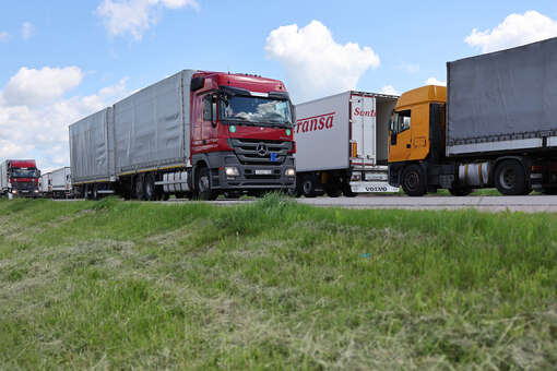 Мишустин подписал постановление о запрете перевозок грузов компаниям вводивших санкции стран