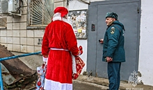 Волгоградские спасатели исполнили новогоднее желание 5-летнего Феди