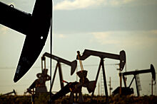 В США заявили о рекордном сокращении запасов нефти