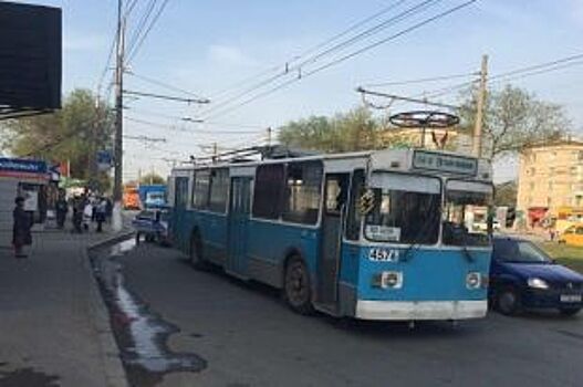 В Челябинске на ЧТЗ ограничат движение троллейбусов