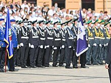 Военный бюджет Украины: "Чем можем, тем и бряцаем"