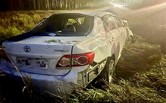 В Рязани столкнувшиеся на Южной окружной Toyota и Mazda улетели в кювет