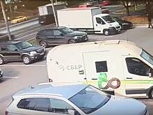 Кража 30 миллионов рублей у бизнесмена в Москве попала на видео