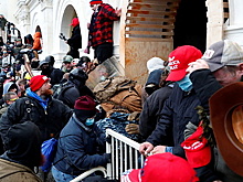 Штурм Капитолия в Вашингтоне сравнили с событиями в Донбассе