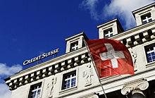 Швейцарские банки начали закрывать счета россиянам