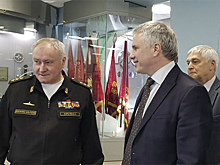 Главком ВМФ России провел совещание по созданию атомных многоцелевых подводных лодок новых поколений.