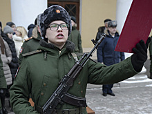 Молодое пополнение научной роты Военно-медицинской академии имени С.М. Кирова приняло Военную присягу