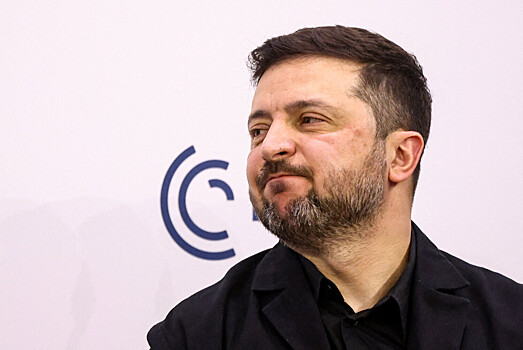 Песков напомнил Зеленскому, что тот может приехать в Москву