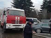 Пожарные потушили возгорание в здании автосервиса в городском округе Щелково