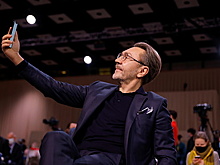 Российский продюсер прокомментировал слухи об эмиграции Шнурова