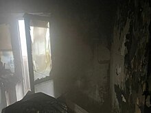 В Набережных Челнах при пожаре в многоэтажном доме спасли женщину