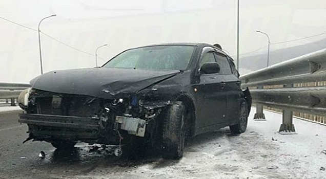 Снегопад во Владивостоке уже привёл к серьёзному ДТП