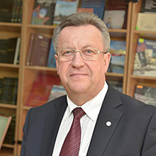 Валерий Грахов утвержден ректором Ижгту