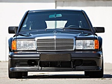 На аукцион выставлен очень редкий Mercedes-Benz 190E с крошечным пробегом
