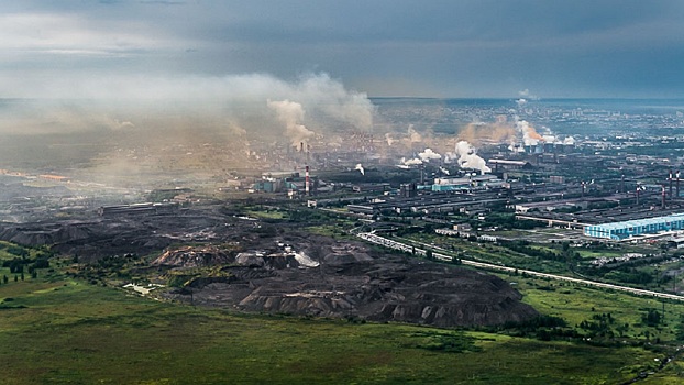 УрФО: 7 ноября, бизнес на битых авто, уральский вояж Путина