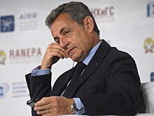 Маленькая камера с телевизором: в каких условиях Саркози будет отбывать срок