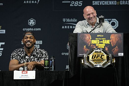 Рейтинг P4P в UFC, Махачев — лидер UFC вне зависимости от категорий, Джон Джонс, лучший боец UFC, список лучших бойцов в ММА