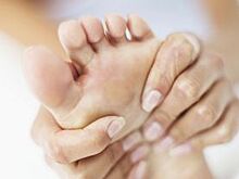 Больно наступать на ногу. Как лечить пяточную шпору