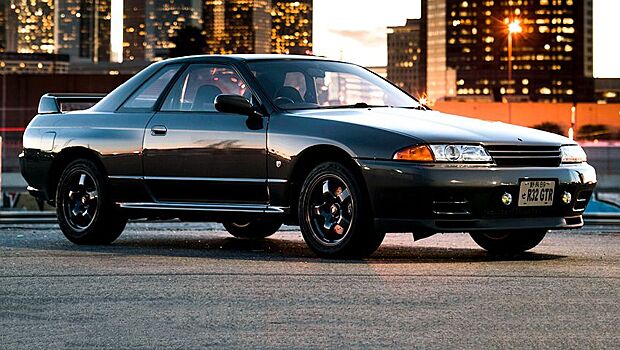 Топ-7 молниеносных спорткаров по цене "Лады Весты"