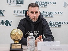 Внук легендарного вратаря Яшина снова привез в Новосибирск золотой мяч «Лучшему вратарю столетия»