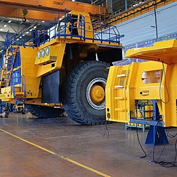 Действующий монумент СССР. БелАЗ выжил, выстоял и ставит рекорды