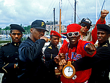 Как черный милитарист, фрик-наркоман и антисемит придумали политический рэп и возмутили Америку