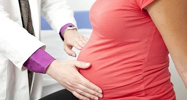 Срочно к врачу: опасные симптомы во время беременности