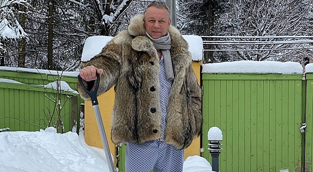 Седина и заметная худоба сделали его неузнаваемым: что стало с Сергеем Жигуновым после смерти бывшей возлюбленной, Анастасии Заворотнюк?