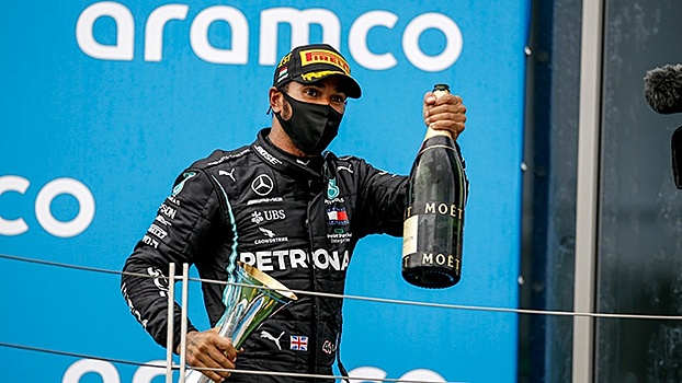 Хэмилтон выиграл Гран-при Венгрии в «Формуле-1»