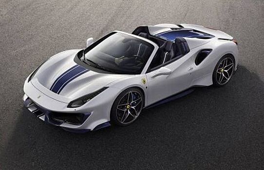 Хардкорный суперкар Ferrari 488 Pista лишился крыши