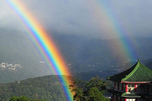 Над Тайванем замечена самая продолжительная в мире радуга