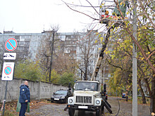 Новые опоры освещения установили на улице Шаляпина