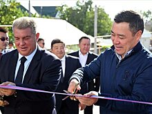 «Барса» открыла футбольную академию в Кыргызстане. Лапорта, Пуйоль и Ривалдо поучаствовали в церемонии