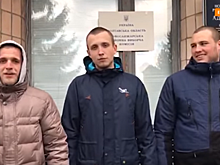«Вирусологи в спорткостюмах» обратились к Зеленскому