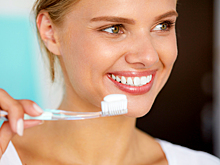 Как правильно выбирать отбеливающую зубную пасту