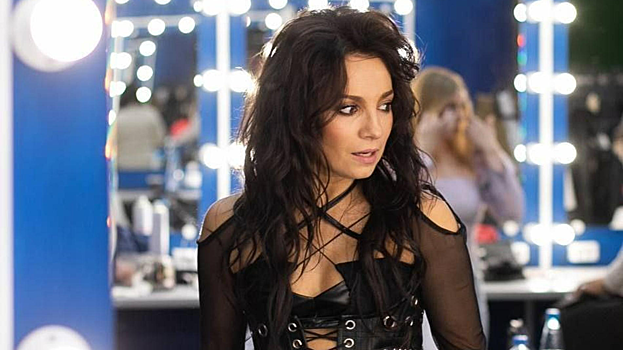 Светлана Светикова показала повзрослевшего сына в его день рождения: видео