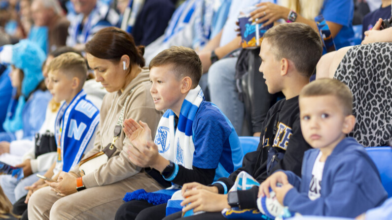 До конца сентября выставку «Зенит» и Петербург 100 лет вместе» можно будет посетить бесплатно