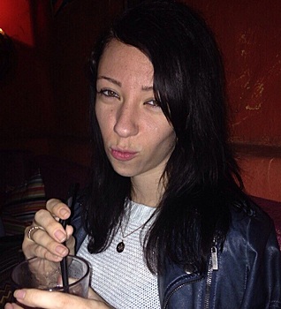 Без денег и вещей: в Ярославле пропала девушка с татуировкой дракона. Пять версий исчезновения