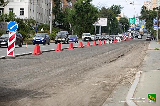 В центре Владивостока перекрыли движение на двух полосах в районе Первой Речки