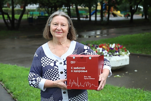 «Добрую коробку получила на день рождения», - рассказывает жительница Ново-Переделкина