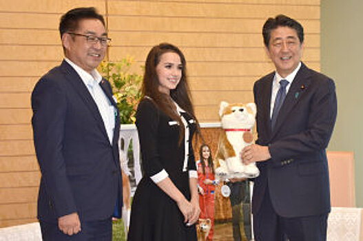 Абэ возглавит японскую делегацию на ВЭФ