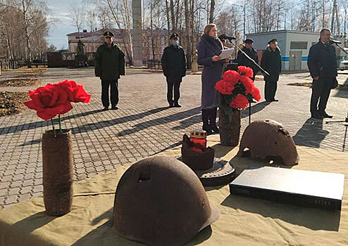 В Татарстане состоялась церемония перезахоронения останков советского пилота, погибшего в годы Великой Отечественной войны