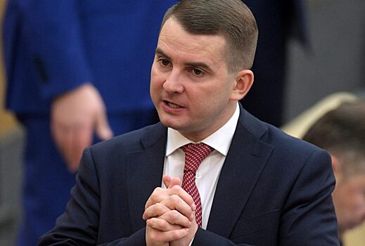 Нилов заявил, что пенсии в России растут недостаточно быстро